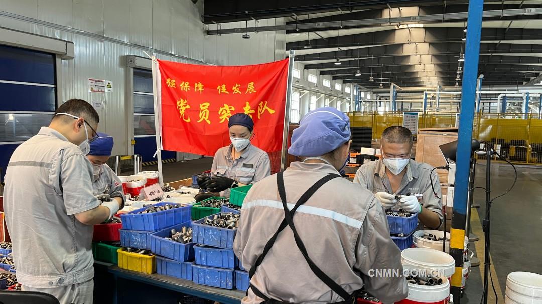 自硬公司-經營管理-奮楫跑贏&ldquo;上半場&rdquo; 乘勢攻堅&ldquo;下半程&rdquo;&mdash;&mdash;自硬公司上半年生產經營工作紀實  配圖（作者：李彥超）